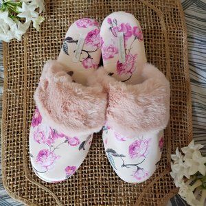 VICTORIA'S SECRET Pink Floral Printed House Slipper